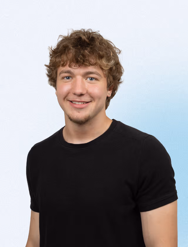 Lukas — Co-Founder, IT & Entwicklung